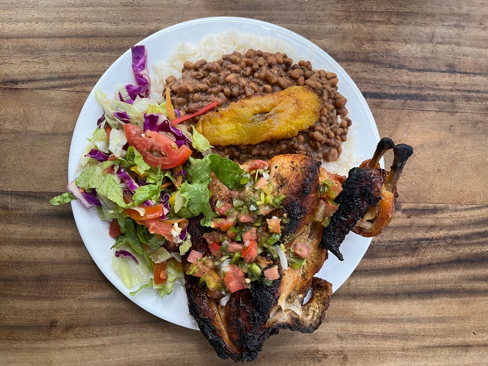 Authentic Panamanian food from a fonda