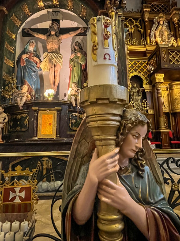 Church altar, Panama City, Panama
